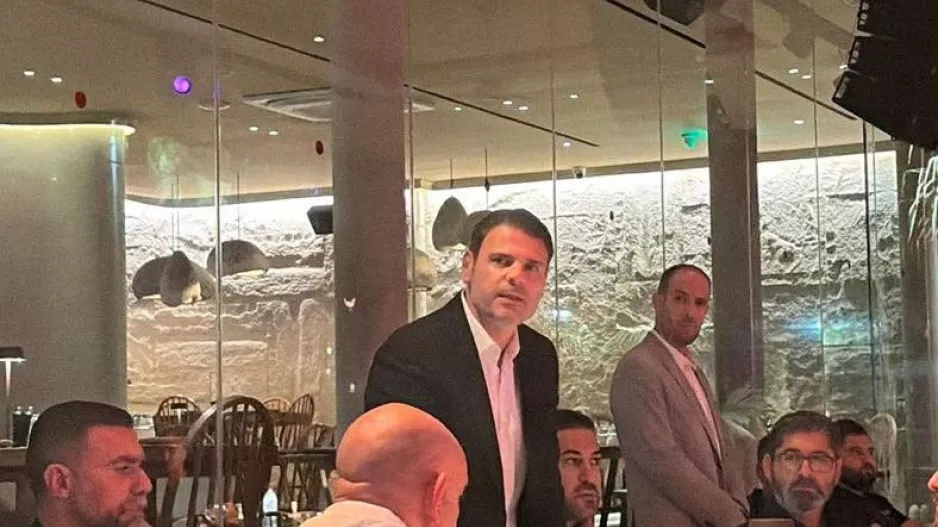 Νέοι χορηγοί/ΑΝΟ