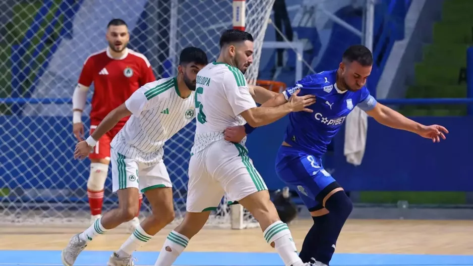 Κλικς από τη πρεμιέρα της Ομόνοιας