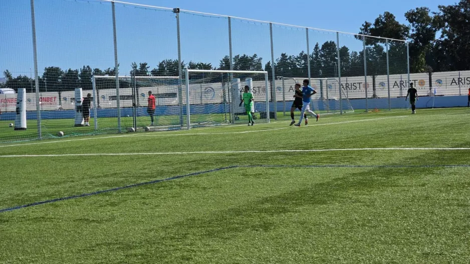 (ΦΩΤΟΣ) Διπλό για Ομόνοια στις καθυστερήσεις.