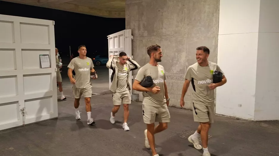 (ΦΩΤΟΣ kerkida) Έφτασε στο... σπίτι της η ΑΕΚ!