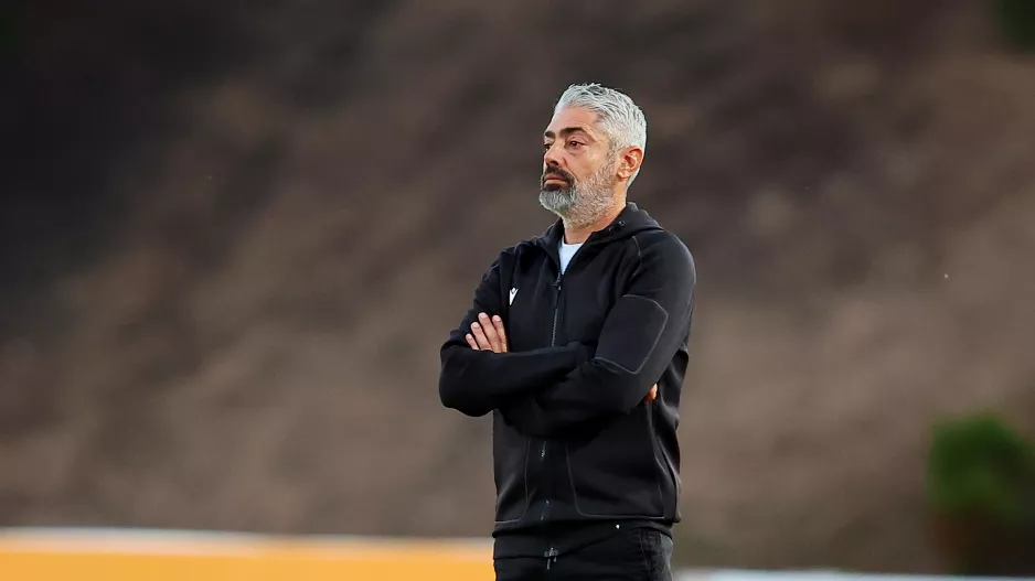 Γαρπόζης: "Χάσαμε από μια ομάδα ανώτερη σε όλους τους τομείς, δεν σηκώνει πολλά από πλευράς μας"
