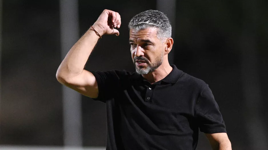 Αλλάζει προσέγγιση ο Μαρτίνς