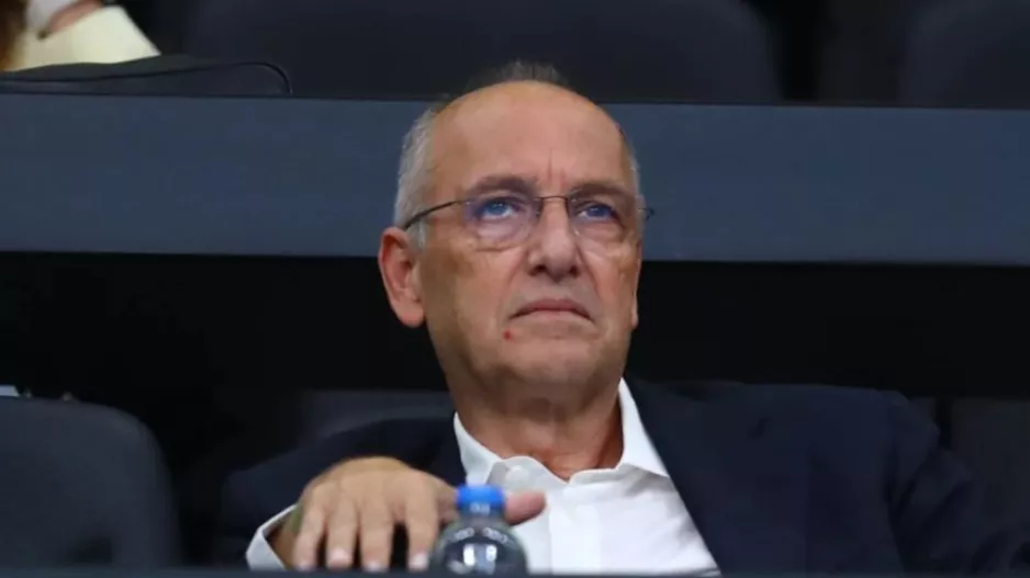 Βροχή οι αποκαλύψεις για το σκάνδαλο