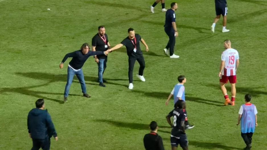 Με την διαιτησία, όχι με τη Νέα Σαλαμίνα