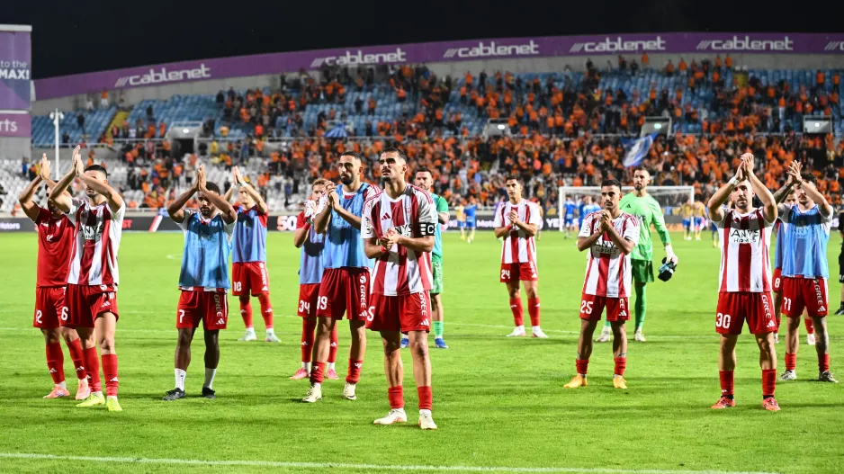 Αφήνει υποσχέσεις!