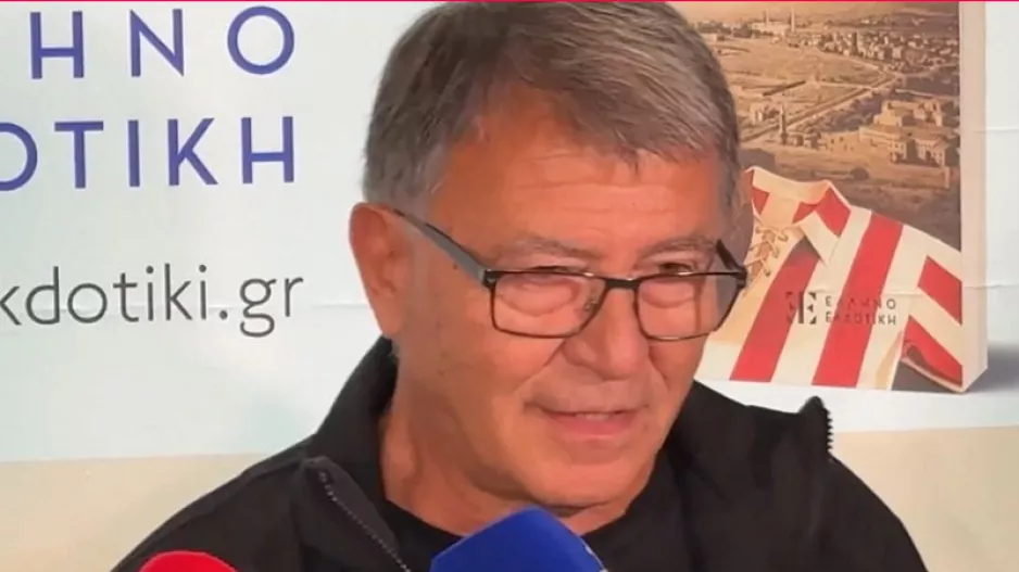 “Πολύ τιμητικό να με αποκαλεί ο Μπαρτζώκας θρύλο, τα λόγια του με αγγίζουν”