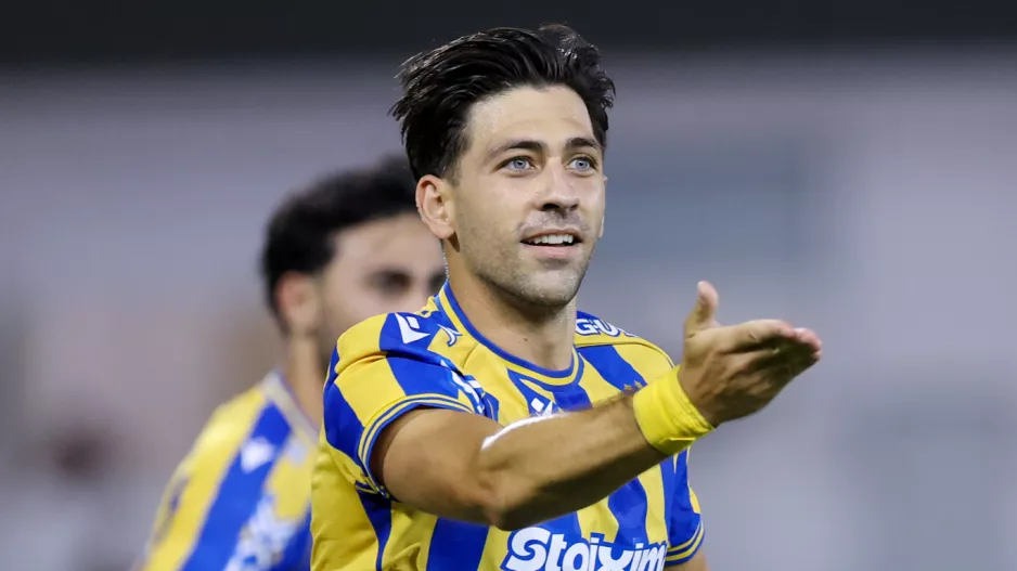 Ημίχρονο/ΑΠΟΕΛ-Ύψωνας 3-0
