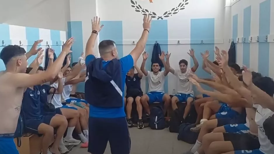 (BINTEO) To πάρτι... στα αποδυτήρια!