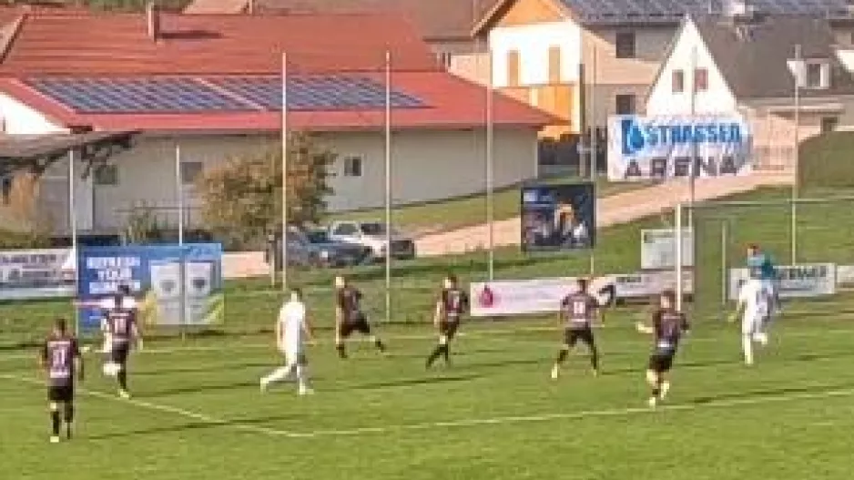 (Βίντεο) Απίθανο γκολ με τρελή ραμπόνα σε ερασιτεχνική κατηγορία!