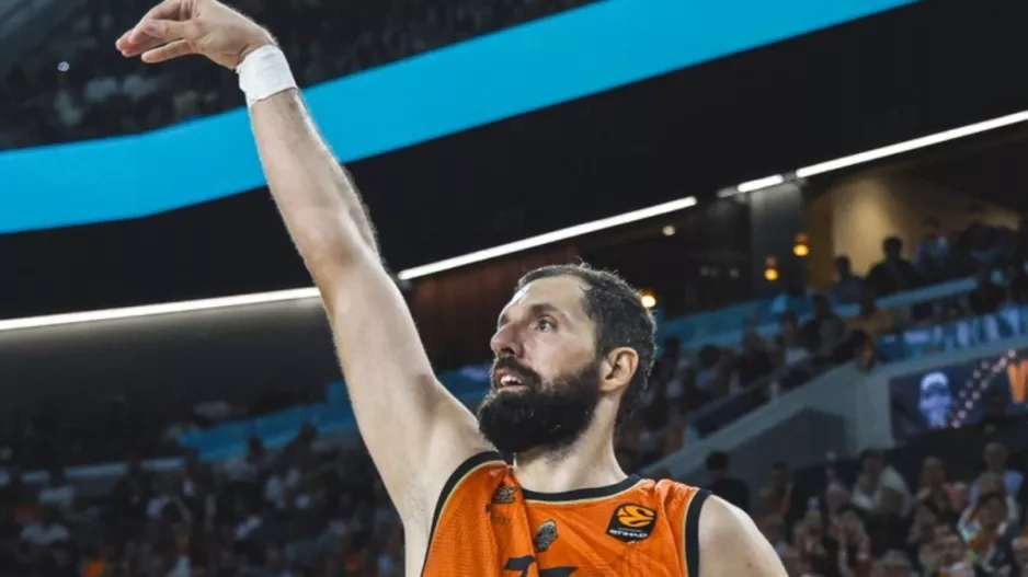 Off επ' άοριστον ο Μίροτιτς