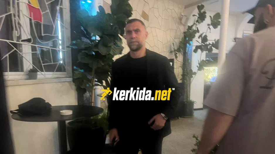 Μανιάτης/Μέσα στα πολλά...