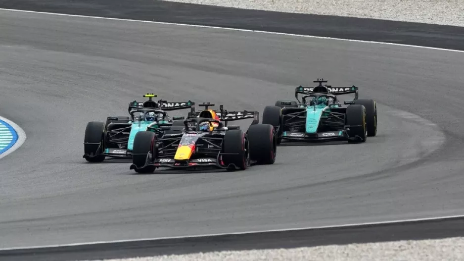 Η Red Bull είναι και πάλι το σημείο αναφοράς στο grid