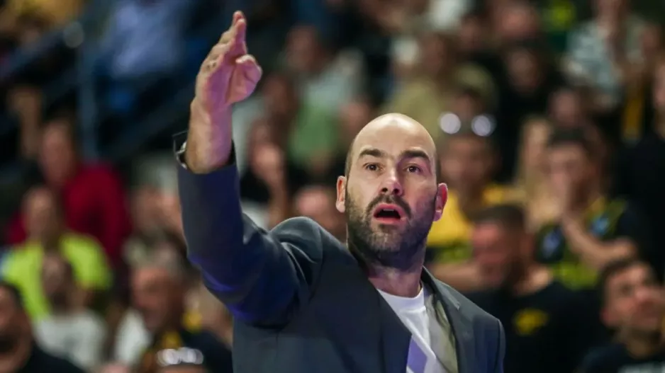Σπανούλης: “Παίκτες ξαφνικά ξέχασαν το μπάσκετ – Είναι ντροπή για τον κόσμο που μας χειροκρότησε”