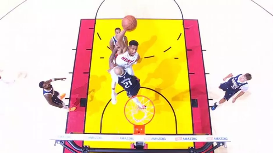 NBA Top 10: Το απίστευτο κάρφωμα του Αντετοκούνμπο στην κορυφή