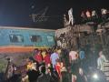 Σύγκρουση τρένων στην Ινδία - Τουλάχιστον 50 νεκροί και 350 τραυματίες