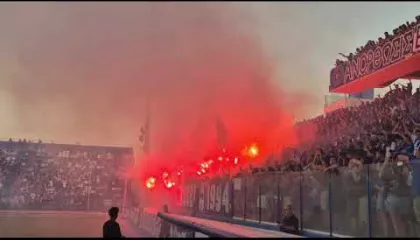 Πυρσοί από τους "Μαχητές" στο ΠΑΠ