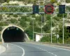 Έχει κλείσει η αριστερή λωρίδα κυκλοφορίας