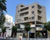 Στο σφυρί γνωστό εμπορικό κτήριο στη Μακαρίου έναντι €5,5 εκατ.