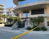 Γαζώσαν κτίριο εταιρειών στη Λινόπετρα (Φώτος) 