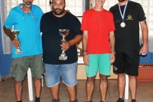 Ο Ντίνος Κωνσταντίνου κέρδισε το «Κύπελλο Παραλμνίου» κόμπακ