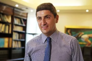 Αυγενάκης: Θα «δει» από κοντά Ολυμπιακό, ΑΕΚ, Ατρόμητο και ΠΑΟΚ