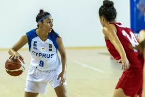 ΚΥΡΙΑΚΟΥ: "Τεράστια τιμή για κάθε κοπέλα η Εθνική"