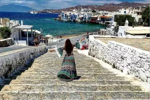 "ΠΕΤΑΕΙ" στη Μύκονο!