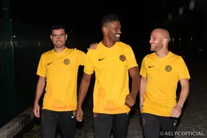 ΜΟΝΤΕΛΑ... Ντόσα, Αβραάμ και Γκαζαριάν (φώτος)