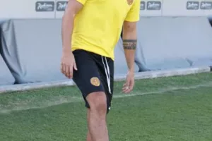 Η προπόνηση της ΑΕΛ στην "ΑΡΕΝΑ" (Φώτος/Βίντεο)