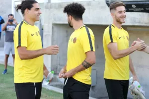 Η προπόνηση της ΑΕΛ στην "ΑΡΕΝΑ" (Φώτος/Βίντεο)