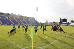 (ΦΩΤΟΣ) Προπόνηση στην Vivacom Arena