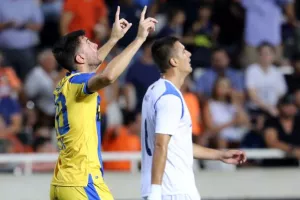 Goal-Goal/Ημίχρονο (ΑΠΟΕΛ)