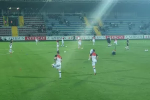 Η Καραμπάκ αντίπαλος του ΑΠΟΕΛ!