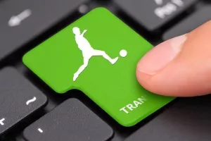 Προκρίνεται και... ανακοινώνει