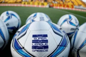 Υποβιβάζεται ο 14ος, μπαράζ ο 13ος στη Super League 1