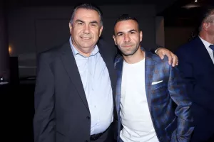 Ατάκες Μαυρή: "Μου άφησαν μόνο τον φροντιστή, αλλά αυτό ήθελα!"