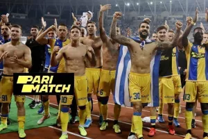 (ΒΙΝΤΕΟ/ΦΩΤΟ) Πανηγύρισαν με ΕΛΛΗΝΙΚΗ σημαία Μερκής-Σάββας!