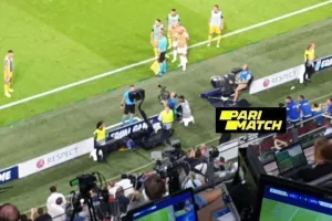 VAR και άκυρο το γκολ του Άγιαξ! (βίντεο)