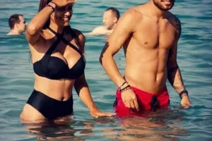 ΔΕΝ θα έρθει μόνος στην Κύπρο (ΦΩΤΟΣ)