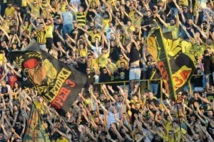 Στις 7106 τα διαρκείας του Άρη