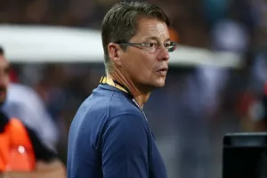 «Ο ΠΑΟΚ πρέπει να προκριθεί για τον κόσμο του»