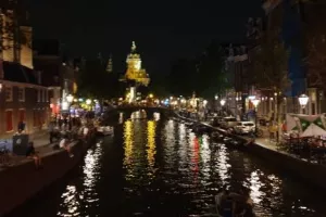 (ΦΩΤΟΣ) Το... μαγευτικό Amsterdam by night!
