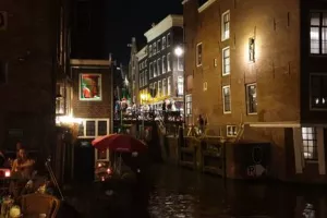 (ΦΩΤΟΣ) Το... μαγευτικό Amsterdam by night!
