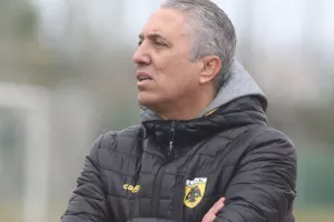 Στα γραφεία της ΠΑΕ ΑΕΚ ο Κωστένογλου