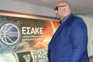 Μένει στη Νέα Σμύρνη ο Πανιώνιος