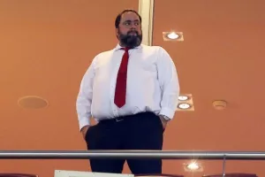 Το σκέφτεται... ο Μαρινάκης