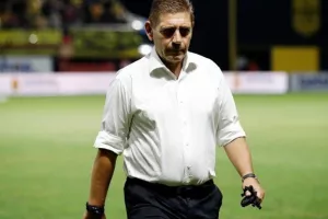 Παντελίδης: «Ξεκίνημα με νίκη, μπροστά στον κόσμο μας»
