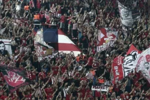 «Οπαδοί του Ολυμπιακού έσπασαν τη μύτη Ρώσου παραγωγού»