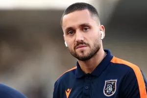 "Ίσως είναι υπερβολικό το 4-0 του Ολυμπιακού, άξιζε όμως να περάσει"