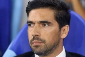Φερέιρα: "Να κάνουμε περήφανο τον κόσμο μας"